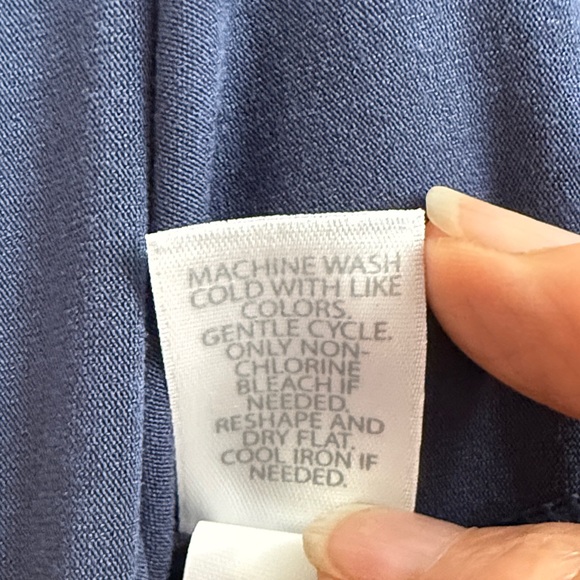 J. Jill Navy Floral Tunic Top - Picture 4 of 6